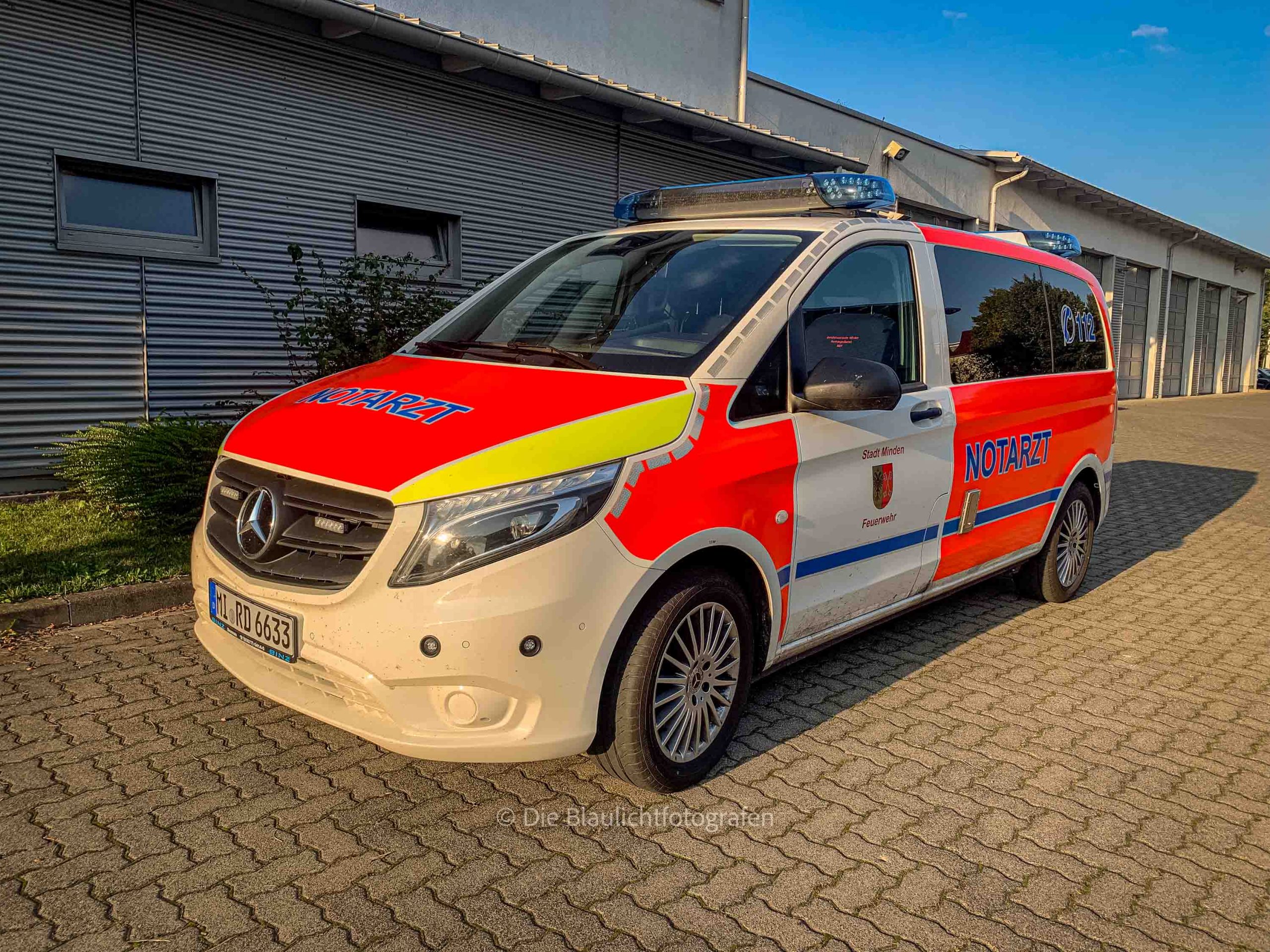 Florian Minden 0 NEF x